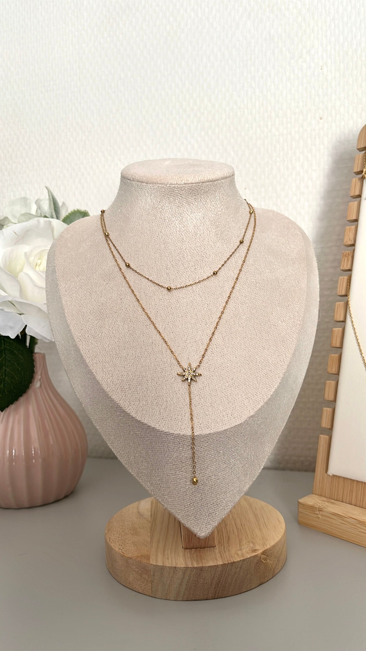 COLLIER AURA